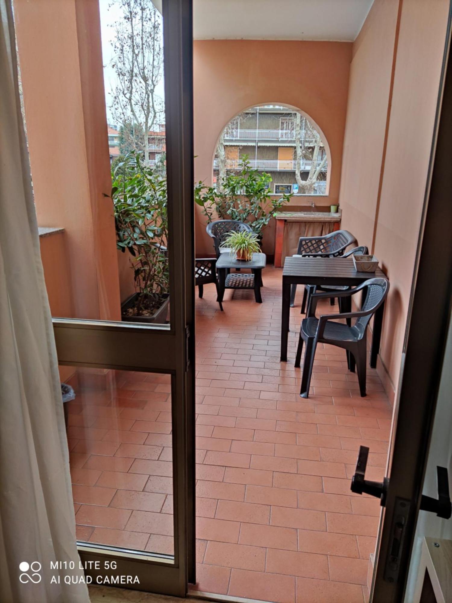 Hostal D'Annunzio House チェザーノ・ボスコーネ エクステリア 写真